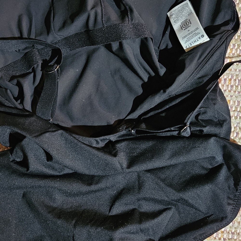 Athleta Swimsuit - Picture 3 of 7
